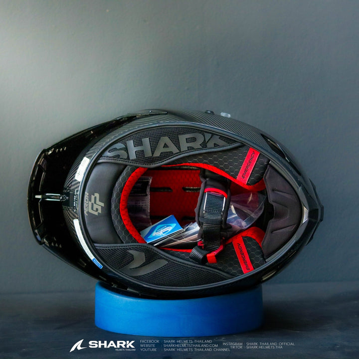 หมวกกันน็อค SHARK Aeron GP Full Carbon