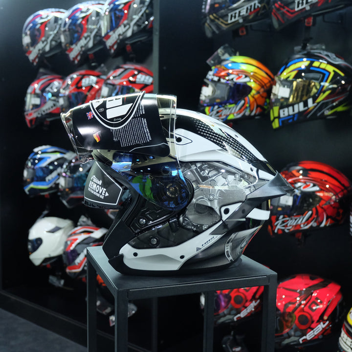 หมวกกันน็อค Real Helmet Oslo Mecanica สีดำขาว